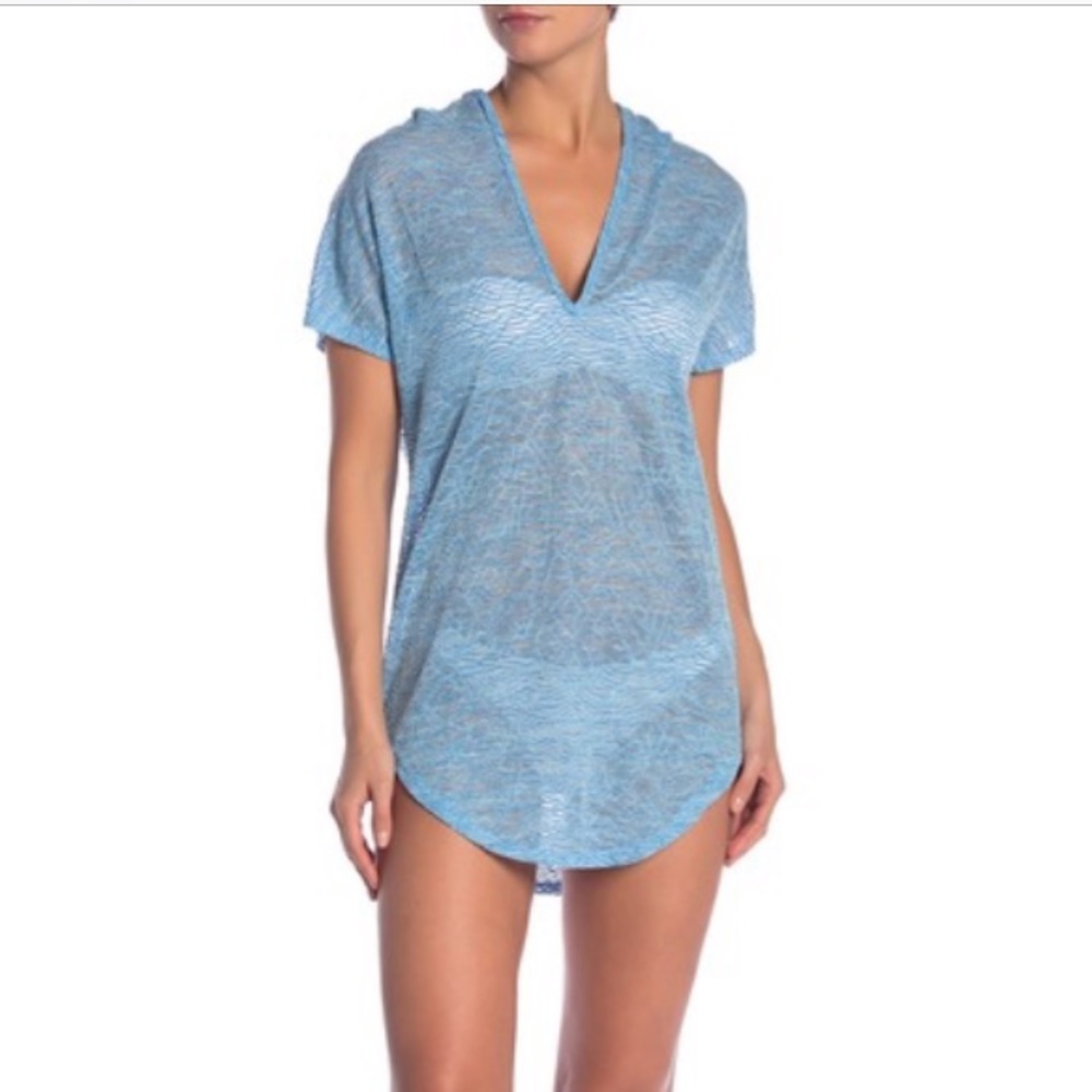 Hooded tunic coverup